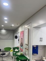 -镁连社·美联社