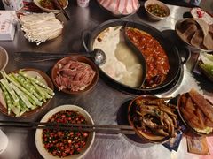 -赵美丽·重庆社区火锅·直营店(火车东站·中豪国际店)