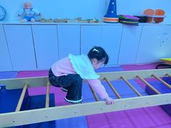 -瑞恩宝感统训练·语言提升·蒙氏托育中心