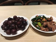 -小船渔村•大连菜•大连焖鱼(黄河路店)