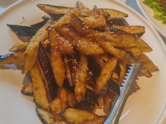 -聚友斋(陶瓷琉璃馆水晶街店)