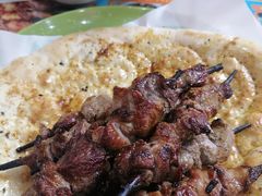 -艾力江和田馕坑烤肉店