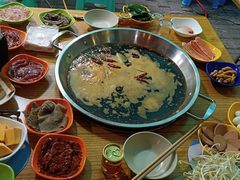 -毛毛老火锅(八年观音桥店)