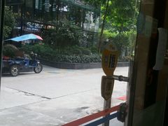 -L猪扒包(天河购书中心店)