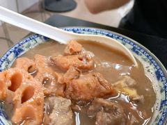 红煨莲藕骨头汤-李记热干面· 襄阳牛肉面