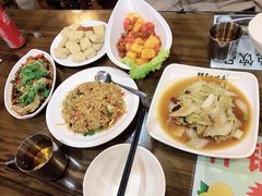 -88号小吃店·经典云南菜·地道纳西美食