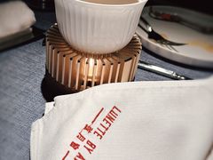 -弦月窗LUNETTE BY AMANDA(复兴路店)