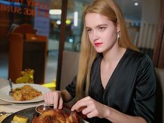 -阿妮叶李(光谷世界城店)