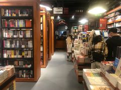 -西西弗书店(城西银泰城店)