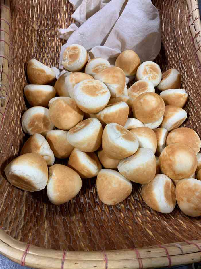 俄式烤馒头-"[调皮] 连日的阴雨天雨7415,终于在周末.