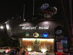 门面-席娜卡琳火车铁道夜市