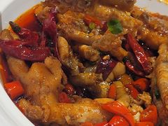 洪城烧鸡脚-老三样 · 江西菜馆(前海壹方汇店)