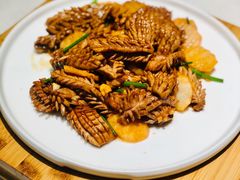 爆炒腰花-闫府私房菜·百年鲁菜(恒隆店)