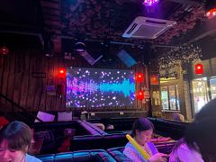-喜鹊音乐酒馆(西街店)