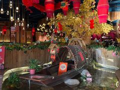 -老滇山寨•云南特色菜•地方菜•民族风情歌舞表演(金碧店)