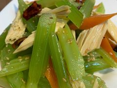 芹菜拌腐竹-韩师傅老大同刀削面(北苑路店)