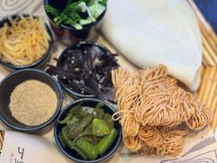 -丁里羊肉小镇(天鹅湖总店)