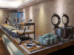 -深圳罗湖东门步行街亚朵X酒店