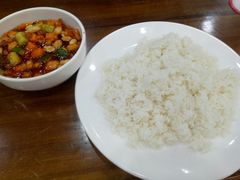 -津鲁园饭店