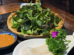 竹荪-大匠工房古船木艺术餐厅·猪肚鸡专门店(长白仙岛店)