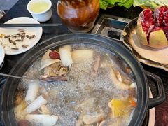 -蘑统田下·野生菌火锅