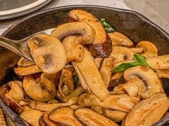 -西语·炭烧牛排(卓越中寰店)