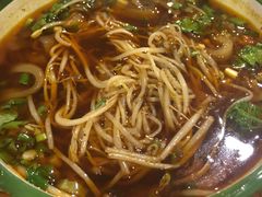 -拈签一笑黄牛肉辣卤串串