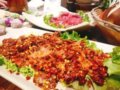 -东巴人鱼豆花火锅(幸福街店)