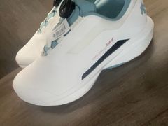 -UCC国际洗衣(七宝宝龙城店)