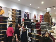 -优衣库(东莞汇一城店)
