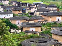 -初溪土楼群