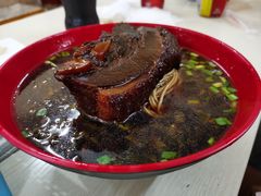 -小龙大肉面馆