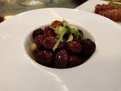 -新镇江酒家(南京西路店)
