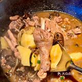 谁懂这一口东北铁锅炖的含金量呀！