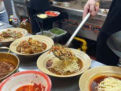 -方铲铲·成都板凳面(滨江银泰店)