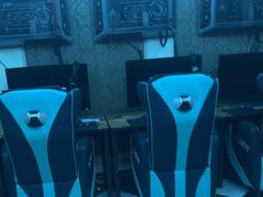 -外星熊·伊斯贝尔电竞店