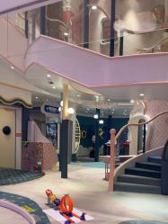 -奈尔宝家庭中心·亲子餐厅(苏州大悦城店)