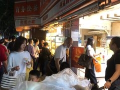 -白玉兰食品(汇联商厦店)