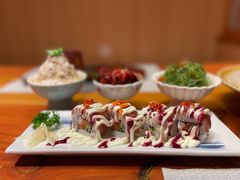 红酒三文鱼雪梨寿司-文三酒肆自助放题(新街口友谊广场店)