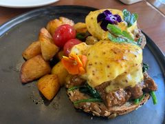 炖牛肉班尼克蛋-UPPER KITCHEN(延安路店)
