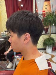 -东方先生国潮男士理发馆