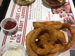 -The Habit Burger Grill 哈比特汉堡(复兴soho店)