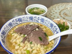 -一间楼牛羊肉泡馍馆(东一路店)