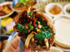 -包整·丝娃娃(一览甲秀楼风景店)