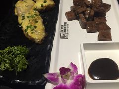 -HIHE Bistro·Oyster Bar(华熙live店)