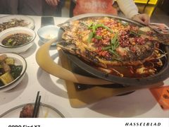 -鸣记脆皮烤鱼·海鲜烤鱼(三八广场店)