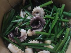 韭菜鱿鱼-8PINTS八品脱·日料·烧鸟·精酿小酒馆(莘庄店)