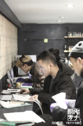 -鬼手纹身小鬼店