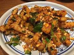 -云海肴·汽锅鸡·云南菜(天山百盛优客店)