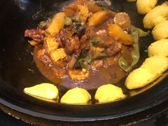 -鱼窝棚柴火铁锅炖(富山屯店)